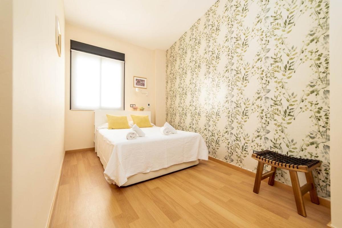 -Malagasunapts- Stylish City Centre Pool&Parking Екстер'єр фото